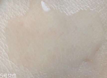 雪花秀平衡水乳怎么樣？一年四季維穩(wěn)利器