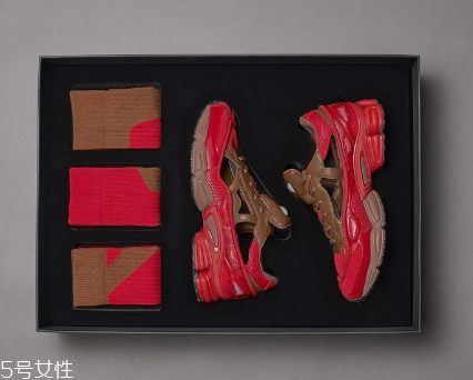 raf simons與adidas聯名鏤空版老爹鞋多少錢_怎么買
