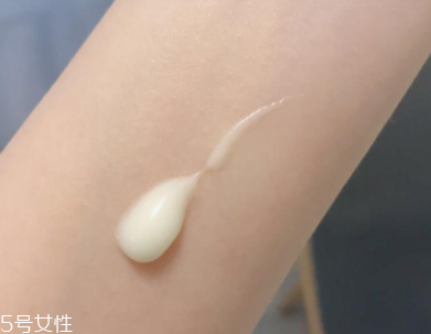 碧柔藍管防曬有酒精嗎？酒精過敏者慎用
