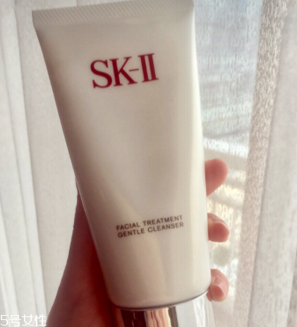 sk2氨基酸洗面奶怎么樣？能洗掉淡妝