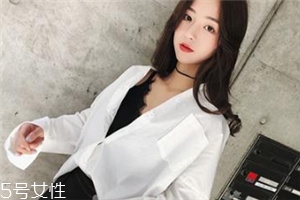 襯衫可以搭配羽絨服嗎？襯衫要這樣搭配