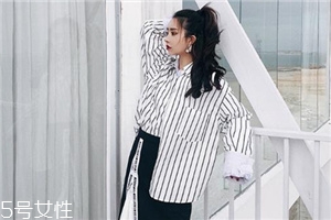 襯衫需要打底嗎？淺色襯衫最好打底
