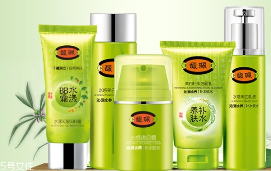 馥佩和百雀羚哪個好？