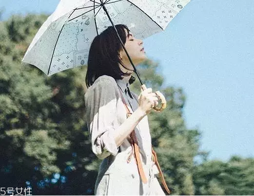 防曬傘如何選 太陽傘選購(gòu)小竅門