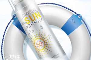 防曬噴霧和粉餅可以一起用嗎？