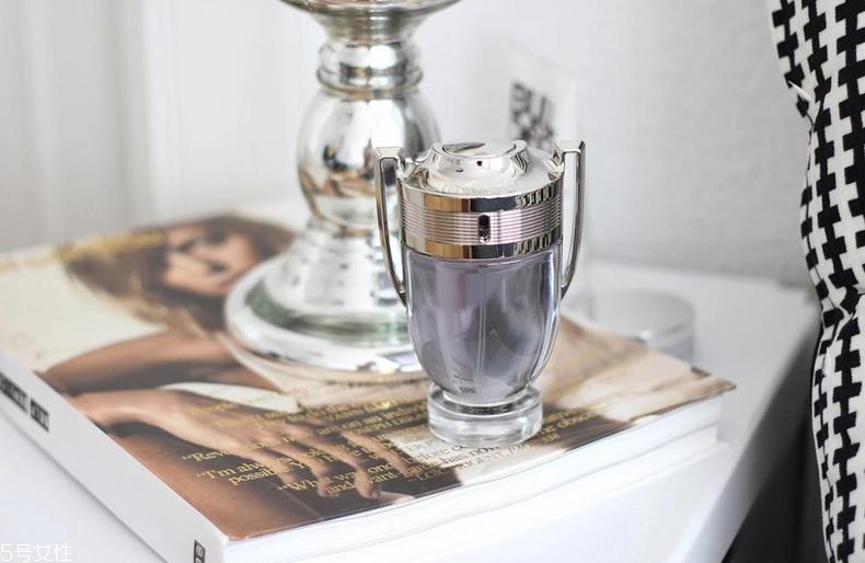 帕科男士淡香水怎么樣？paco rabanne invictus香評(píng)