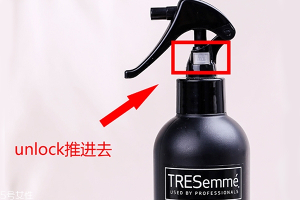 防燙噴霧哪個(gè)牌子好？隔熱定型不傷發(fā)