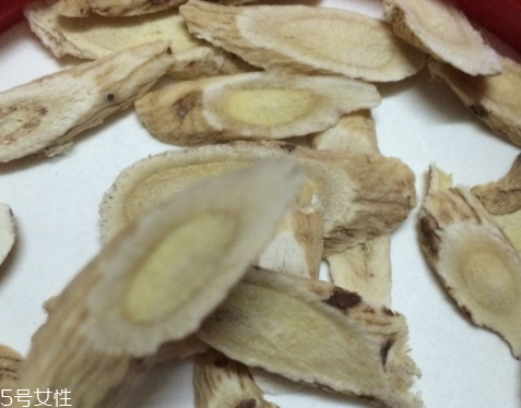 黃芪是大的好還是小的好？好壞跟大小無關(guān)