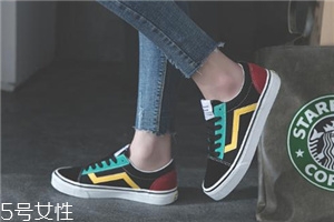 帆布鞋為什么容易開膠？帆布鞋要仔細(xì)愛護(hù)