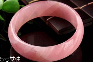 粉晶手鐲一般多少錢？高品質(zhì)多為上千元