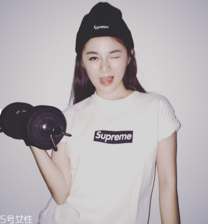 supreme在哪有實(shí)體店？時(shí)尚潮人的必備款