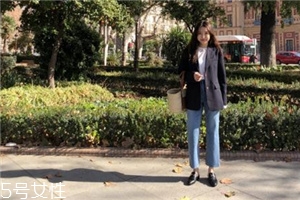 直筒牛仔褲配什么鞋？屬于你的非凡腔調(diào)