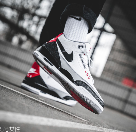 air jordan 3 tinker上腳效果怎么樣？