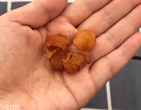 桂圓肉怎么吃最好？燉湯直接吃都可以