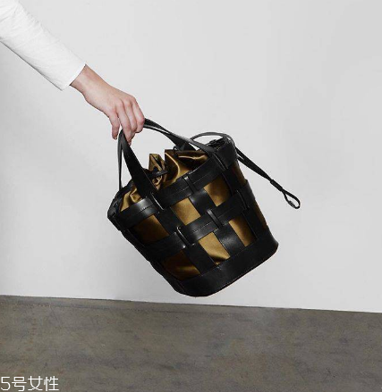 trademark是什么牌子？經(jīng)典又優(yōu)雅的品牌