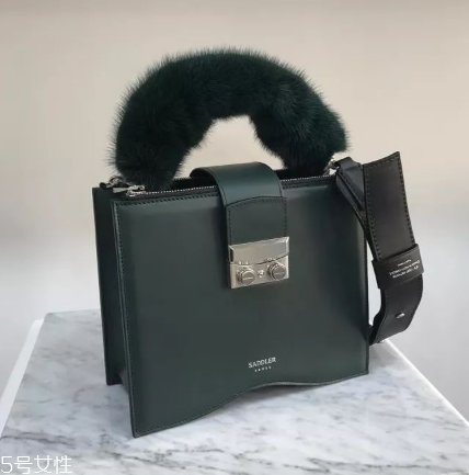 saddler seoul是什么牌子？終于不用撞包了