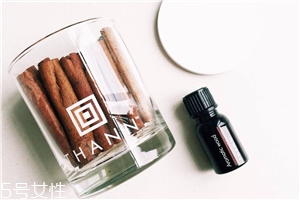 thann香薰精油多少錢 好聞?dòng)趾每吹南戕?>
<p class=