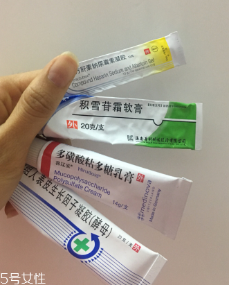 痘印顏色加深是怎么回事？補(bǔ)水還不夠