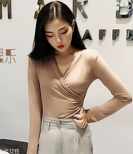 微胖女生春天怎么穿好看？讓你視覺上小一圈