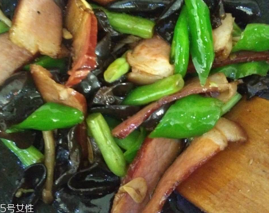 煙熏臘肉怎么清洗？正常清洗