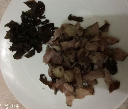煙熏臘肉怎么保存？通風(fēng)處保存