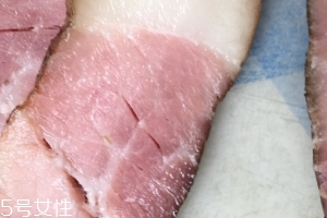 煙熏臘肉會(huì)致癌嗎？別大量吃就行