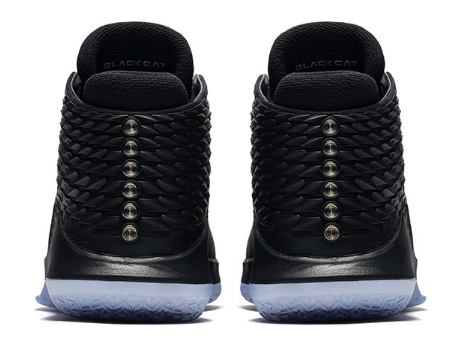 air jordan 32 black out黑貓配色什么時候發(fā)售？