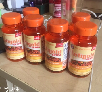 葉黃素哪個(gè)牌子好？這四款葉黃素保護(hù)你的眼睛