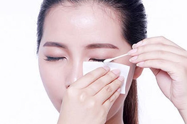 干皮卸妝用什么好？六款溫和保濕卸妝產(chǎn)品