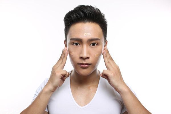 男生怎么化妝顯臉??？這4個(gè)地方化好秒帥