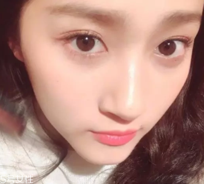 什么樣的人笑起來好看？如何避免笑起來像鬼？