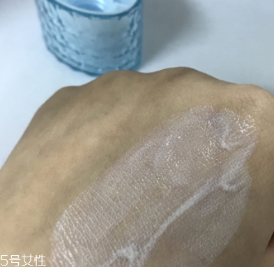 防曬乳可以當(dāng)隔離用嗎？不可用在妝前