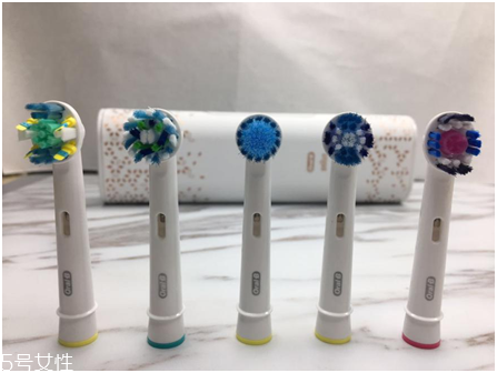 歐樂(lè)b電動(dòng)牙刷怎么樣？四個(gè)刷頭很好用