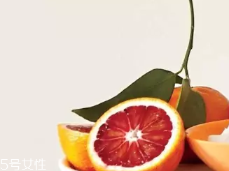 柑橘調(diào)香水好聞嗎？吃了這個(gè)大橘子