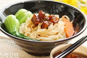 刀削面的鹵子怎么做？