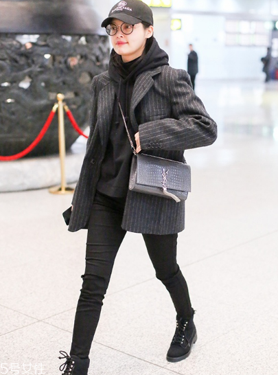 棒球帽怎么搭配衣服？素顏也能hold住