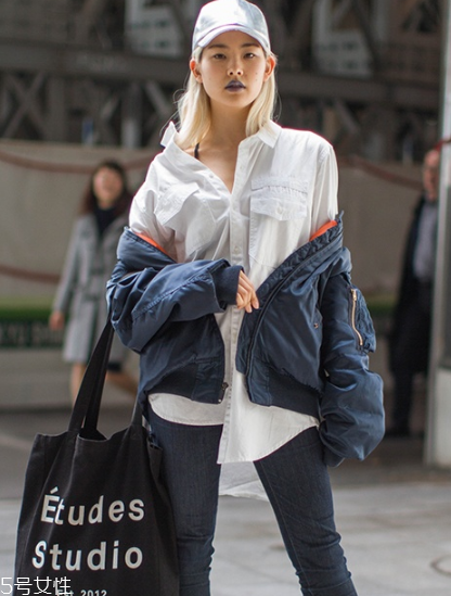 棒球帽怎么搭配衣服？素顏也能hold住