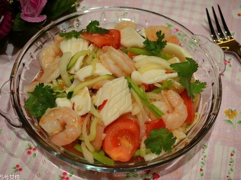 天熱不想吃飯?jiān)趺椿厥?天熱沒(méi)有胃口吃什么好
