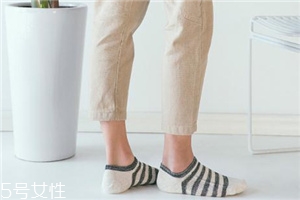 襪子上的黃漬怎么洗掉？黃漬輕松去無(wú)蹤