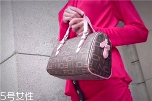 2022年流行什么手提包？盤點(diǎn)今年最火的手提包