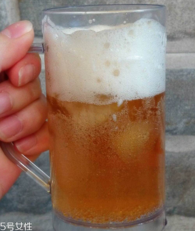 熊貓王啤酒好喝不好喝？熊貓王啤酒口味實(shí)測