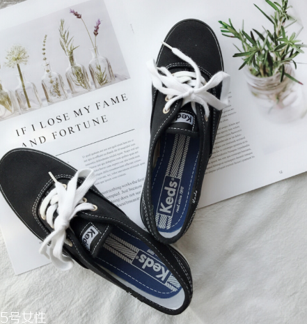 keds帆布鞋碼偏大嗎？keds鞋碼挑選方法