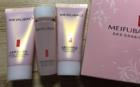美膚寶和百雀羚哪個好？美膚寶和百雀羚品牌對比