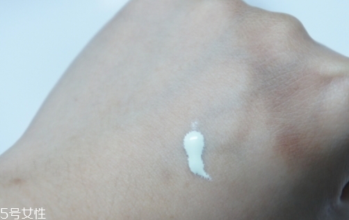 美膚寶和御泥坊哪個(gè)好？美膚寶和御泥坊品牌對(duì)比