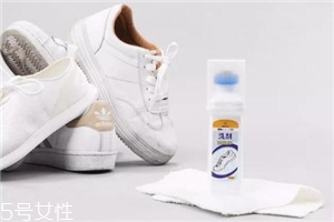 小白鞋清潔劑怎么打開？小白鞋清潔劑打開方法