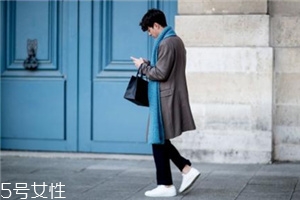 小白鞋太大了怎么辦？小白鞋買大了解決方法
