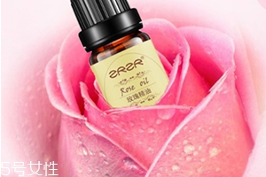 玫瑰精油可以抹頭發(fā)嗎？玫瑰精油怎么抹頭發(fā)
