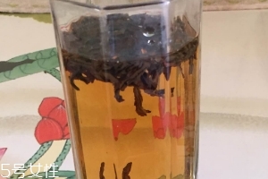 紅茶會影響睡眠嗎？喝紅茶會睡不著嗎？