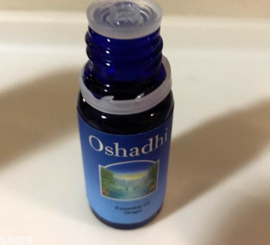 單方精油可以做香薰嗎？單方精油和復(fù)方精油哪個(gè)做香薰好