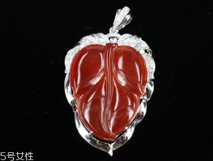 紅翡翠價(jià)格一般多少？紅翡翠的市場(chǎng)價(jià)值